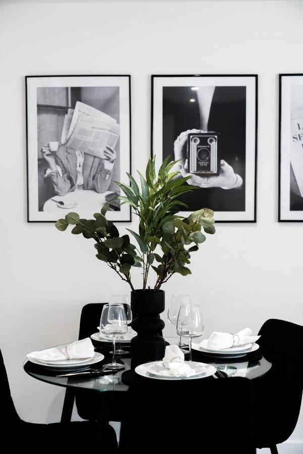 Hosta Group - Prestige 1 Bed Apartment - The Olive Cambridge  Buitenkant foto