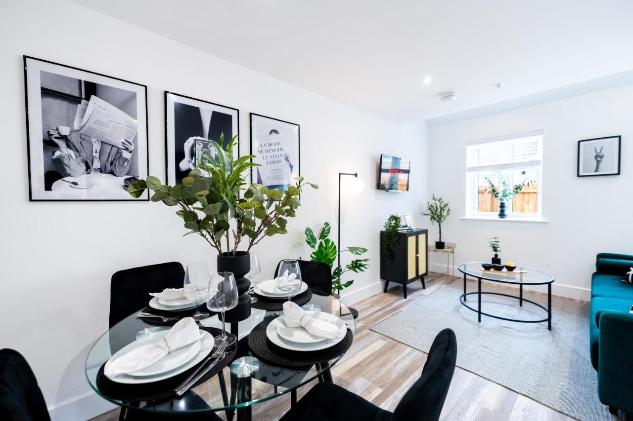 Hosta Group - Prestige 1 Bed Apartment - The Olive Cambridge  Buitenkant foto