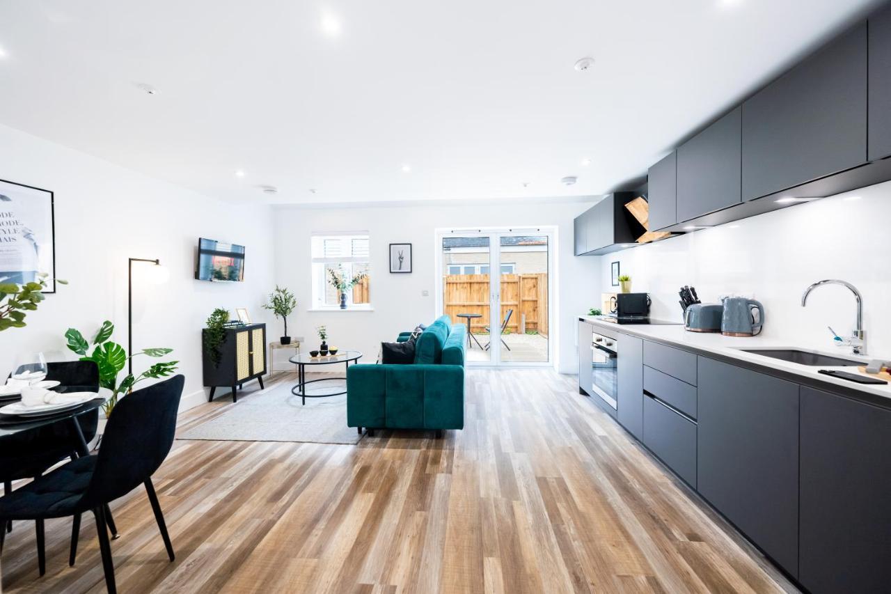 Hosta Group - Prestige 1 Bed Apartment - The Olive Cambridge  Buitenkant foto